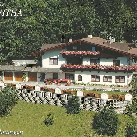 Landhaus Roswitha Apartment Mayrhofen